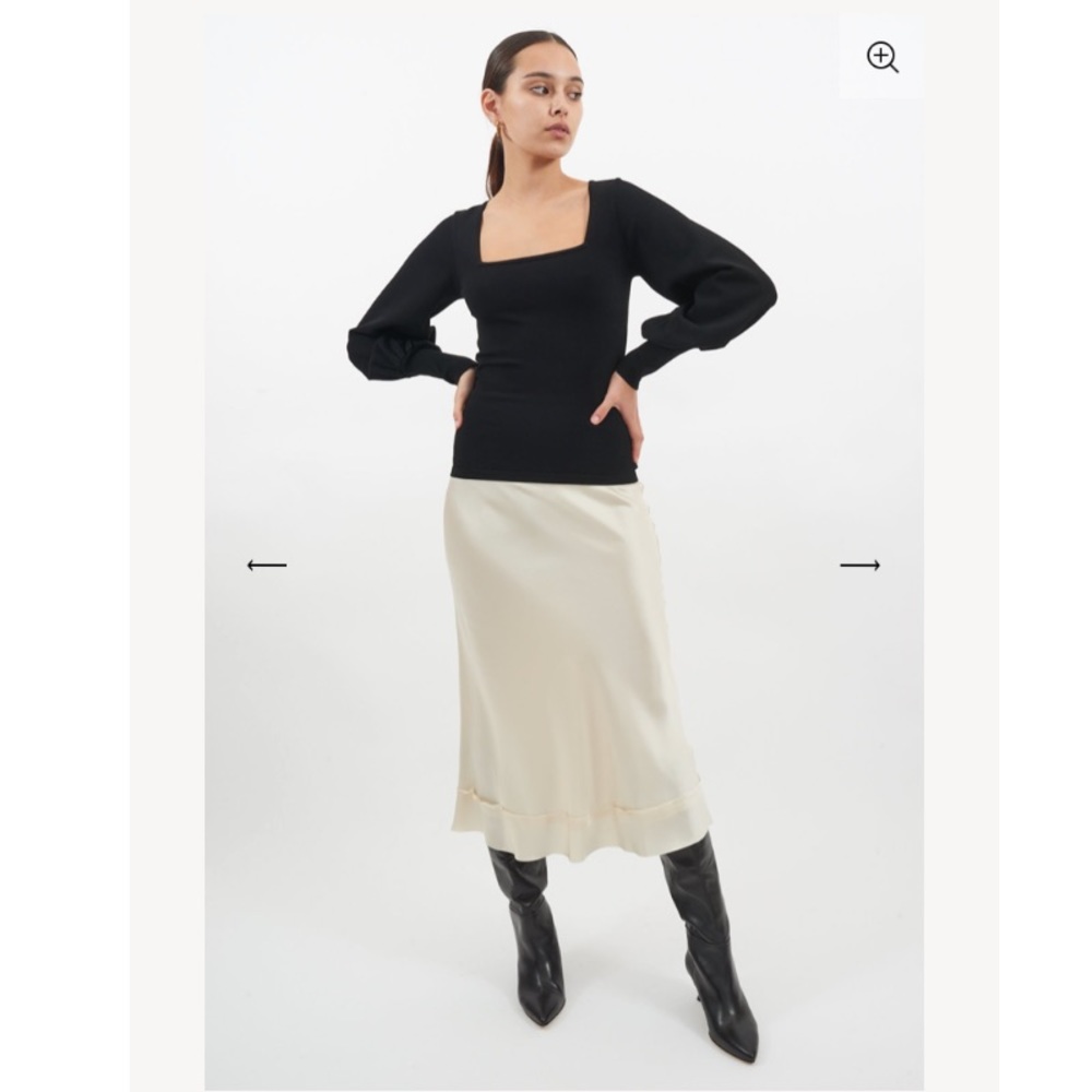 AUTUMN CASHMERE**Black Bishop Top**Med. $495 - Picture 3 of 8